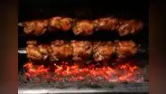 ¿Sabías que hay un restaurante que ofrece pollo a la brasa ilimitado más papas a S/23,90? Conoce cómo llegar