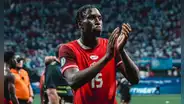 Canadá denunció actos de racismo en contra de su futbolista que tuvo dura entrada contra Messi