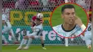 Cristiano Ronaldo pidió penal: le jalaron la camiseta, cayó y se ganó la amarilla por reclamar