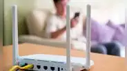 ¿Tu Smart TV no tiene internet por estar lejos del router? Así usas tu celular como repetidor