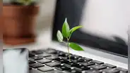 ¿Cómo una empresa de tecnología es capaz de reducir su huella de carbono y desarrollar productos sostenibles?