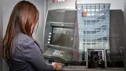 Mujer denuncia a banco ante Indecopi por NO devolver su dinero que quedó retenido en cajero