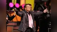 Creadora del podcast de Apple TV+ : "La historia de Juan Gabriel es una historia de resiliencia"