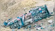 Ayacucho: 25 muertos deja caída de bus a un abismo