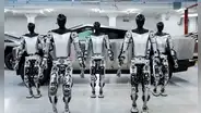 Elon Musk anuncia que sus robots humanoides trabajarán en Tesla desde el 2025: precio bordeará los $20,000