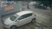 Choque múltiple en Miraflores: cámaras captan el preciso momento del accidente en av. Del Ejército