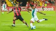 ¡Triunfo rojinegro! Alajuelense venció 3-1 a Marathón en su debut en la Copa Centroamericana 2024