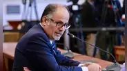 César Aguilar ocultó transferencia de acciones a su sobrino cuando postuló al cargo de contralor, según H13