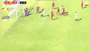 ¡Polémico! William Riveros anotó gol para Universitario, pero VAR anuló el tanto por offside del 'Tunche' Rivera