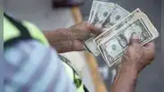 Dólar abre a la baja hoy, lunes 19 de agosto, con S/3,7322