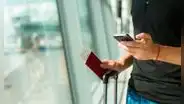 ¿Tienes planeado un viaje? Esta es la función de tu teléfono que debes activar antes de hacerlo
