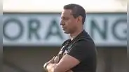 Nolberto Solano fue despedido tras dejar a equipo de la séptima división inglesa en zona de descenso