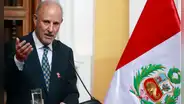 Javier Gonzales-Olaechea leyó poema de despedida ante la Cancillería tras culminar su gestión