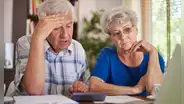 El Seguro Social en EE. UU. podría reducir hasta 300 dólares en cheques para 2034: ¿quiénes serían afectados?