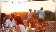 'Tardear', la moda limeña que te permite disfrutar de una fiesta sin trasnochar