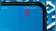 ¿Qué significan las flechas al lado de los íconos de Wi-Fi, Bluetooth y 4G/5G en tu celular?