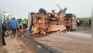 Seis fallecidas y más de 30 heridos deja choque frontal de dos buses en La Libertad