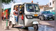 El país donde nació la 'mototaxi' y su llegada a Sudamérica: es usado como transporte público en más de una nación
