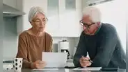 Las 5 mejores ciudades para vivir con el cheque del SEGURO SOCIAL si eres jubilado en Estados Unidos 2024