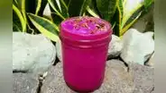 La fruta "oro rosa" que es cultivada en América Latina y exportada a Estados Unidos: su jugo es clave para la juventud