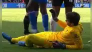 ¡Alisson Becker es baja y no jugará ante Perú por Eliminatorias! Portero de Brasil se lesionó de manera insólita con Liverpool