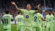 ¡Con hat-trick de Lewandowski! Barcelona goleó 3-0 a Alavés y retoma la punta de LaLiga en solitario