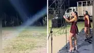 Orquesta piurana toca en un concierto vacío, pero el animador no pierde la alegría: “Saltando, saltando”