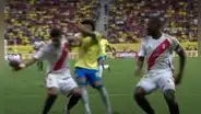 El polémico penal que le cobraron a Perú ante Brasil tras mano de Carlos Zambrano en el área