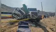 Trágico accidente en Carabayllo: dos personas mueren tras choque de camiones en Av. Túpac Amaru rumbo a Canta