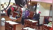 Ladrones asaltan restaurante por tercera vez en La Victoria: robo se realizó en menos de 1 minuto