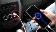 ¿Por qué no deberías cargar tu celular en el carro? Conoce la razón por la que no es buena idea hacerlo