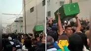 Peruano cruza procesión con su árbol de Navidad y desata divertidas reacciones: "Bendecido ahorro"