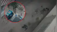 Cámaras de seguridad graban a pareja con bebé en brazos robando una mototaxi en Huaycán
