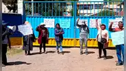Cierran puertas de colegio en Puno para evitar retorno de directora: señalan que maltrata a alumnos