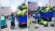Comerciantes llenan de zapallos una motocarga y sucede lo peor: "El haragán trabaja el doble"