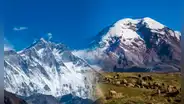 ¿Sabías que la montaña más alta del mundo está en Sudamérica?: supera al Everest y se encuentra en la mitad del planeta Tierra