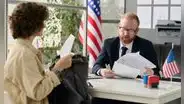 ¡Presta atención, inmigrante!: los 3 pasos que debes seguir ante conducta inapropiada de un agente de USCIS en EE. UU.