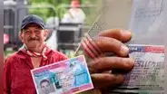Buenas noticias para inmigrantes en EE. UU.: este único grupo califica para la renovación automática de EAD Card