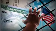 Buenas noticias en la Green Card: los 3 formularios en los que puedes pedir un perdón migratorio en Estados Unidos
