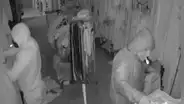 Los Olivos: Cámaras de seguridad muestran cómo delincuentes se llevan más de S/15.000 en mercadería de tienda