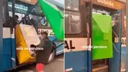 Peruano sube carrito sanguchero a bus ‘El Chino’ y causa furor en redes: “Va a vender broaster”