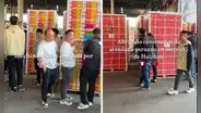 Ciudadanos asiáticos sorprenden al aglomerarse por el arándano peruano en mercado de China