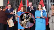 Dina Boluarte recibe estatua de la Justicia como regalo y señala: "Está ciega, le vamos a quitar la venda"