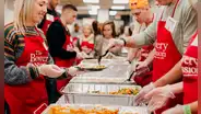¡Atención, inmigrantes en Nueva York! La 'Gran Manzana' se alista para repartir alimentos gratis esta Navidad