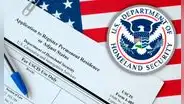 Atentos inmigrantes, USCIS 2025: requisitos para verificar tu estatus en Estados Unidos en línea