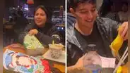 Peruana se lleva decepción en intercambio de regalos ‘misio’ y usuarios bromean: “Para el almuerzo”