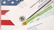 Nuevos requisitos de USCIS para inmigrantes en 2025: pasos para obtener su Green Card y no ser rechazados