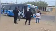 Extorsionadores balean bus de Súper Star con pasajeros a bordo por negarse a pagar 100.000 soles en Piura