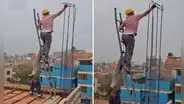 Obreros dejan atónitos a usuarios al usar escalera en techo de vivienda: “Irresponsable”