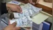¿Qué trabajadores recibirán el bono de S/200 en el sector público? Estos son los regímenes beneficiarios en Perú este 2025